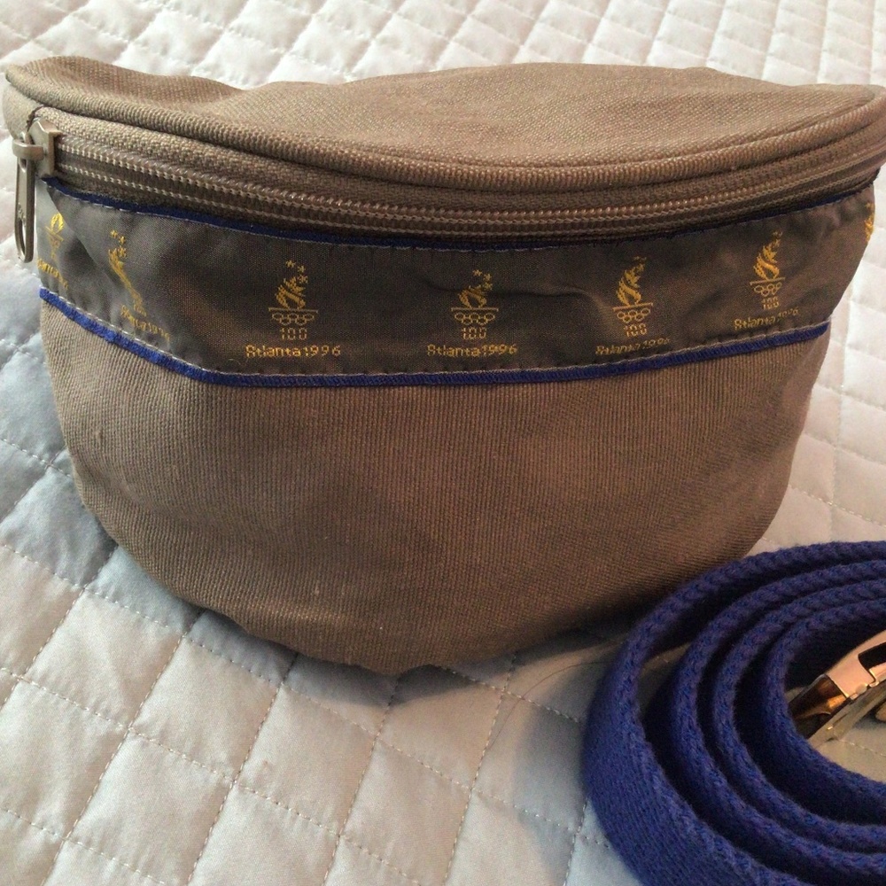 Authentic Centennial Olympics 1996 Ditty Bag and belt  , 8”x4.5”x5”